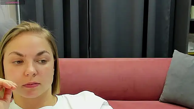 Snapshot of TataArdent chatting on 12/25/24, 02:46 TataArdent online show from 12/25/24, 02:46