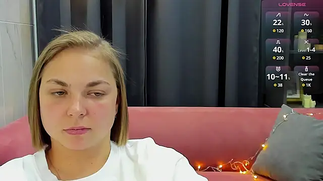 Snapshot of TataArdent chatting on 01/07/25, 02:20 TataArdent online show from 01/07/25, 02:20