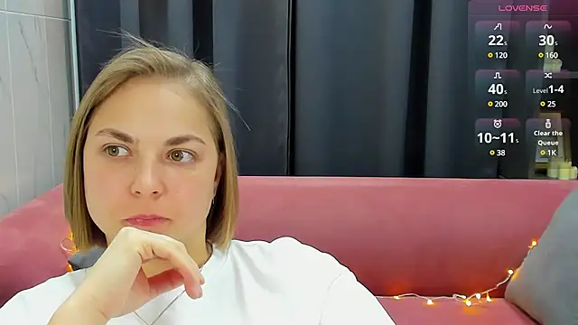 Snapshot of TataArdent chatting on 01/13/25, 08:15 TataArdent online show from 01/13/25, 08:15