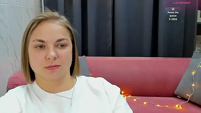 Snapshot of TataArdent chatting on 01/14/25, 02:19 TataArdent online show from 01/14/25, 02:19