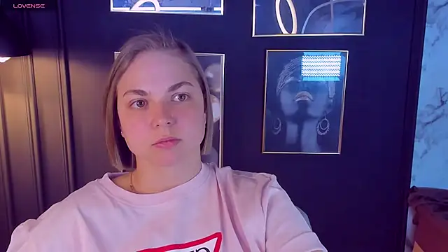 Snapshot of TataArdent chatting on 01/23/25, 08:45 TataArdent online show from 01/23/25, 08:45