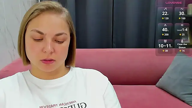 Snapshot of TataArdent chatting on 01/28/25, 02:21 TataArdent online show from 01/28/25, 02:21