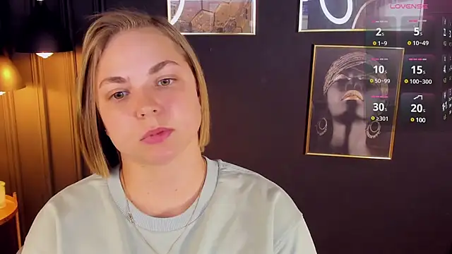 Snapshot of TataArdent chatting on 01/28/25, 08:15 TataArdent online show from 01/28/25, 08:15