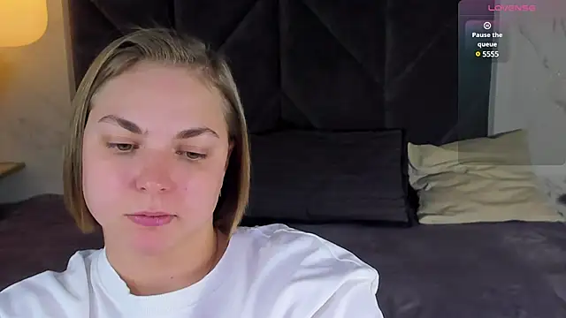 Snapshot of TataArdent chatting on 01/31/25, 11:35 TataArdent online show from 01/31/25, 11:35