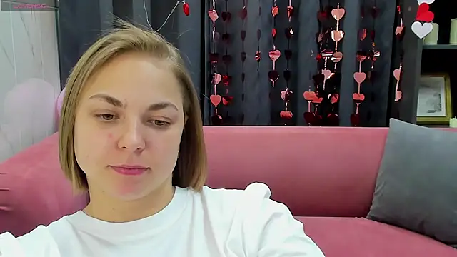 Snapshot of TataArdent chatting on 02/14/25, 08:26 TataArdent online show from 02/14/25, 08:26