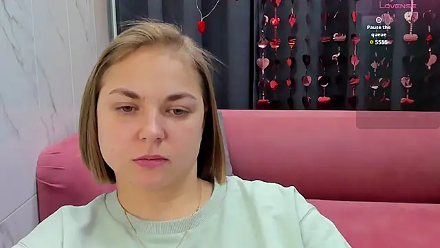 Snapshot of TataArdent chatting on 02/17/25, 11:09 TataArdent online show from 02/17/25, 11:09