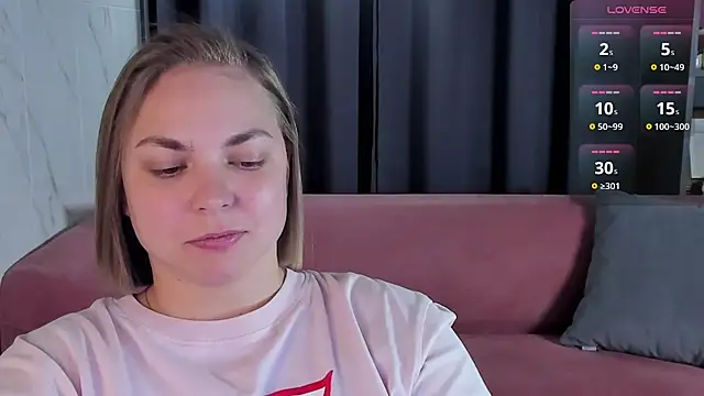 Snapshot of TataArdent chatting on 02/25/25, 11:11 TataArdent online show from 02/25/25, 11:11