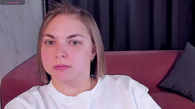 Snapshot of TataArdent chatting on 02/27/25, 08:31 TataArdent online show from 02/27/25, 08:31