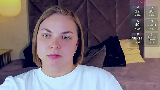 Snapshot of TataArdent chatting on 03/06/25, 11:31 TataArdent online show from 03/06/25, 11:31