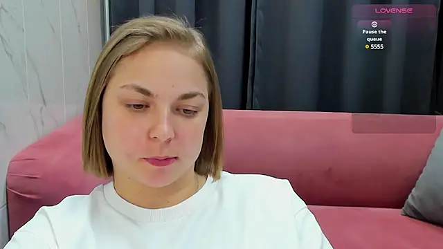 Snapshot of TataArdent chatting on 03/14/25, 11:43 TataArdent online show from 03/14/25, 11:43