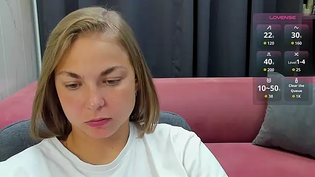 Snapshot of TataArdent chatting on 10/10/25, 08:30 TataArdent online show from 10/10/25, 08:30