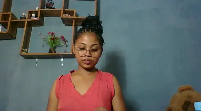 Snapshot of naya86 chatting on 12/07/24, 10:23 naya86 online show from 12/07/24, 10:23