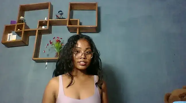 Snapshot of naya86 chatting on 12/14/24, 09:29 naya86 online show from 12/14/24, 09:29