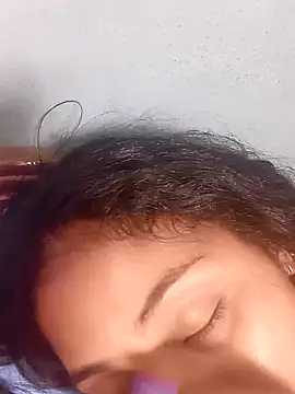 Snapshot of naya86 chatting on 01/18/25, 01:18 naya86 online show from 01/18/25, 01:18