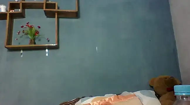 Snapshot of naya86 chatting on 02/04/25, 08:13 naya86 online show from 02/04/25, 08:13