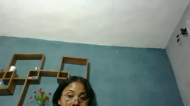 Snapshot of naya86 chatting on 02/05/25, 10:19 naya86 online show from 02/05/25, 10:19