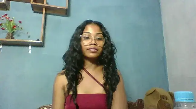 Snapshot of naya86 chatting on 02/14/25, 12:03 naya86 online show from 02/14/25, 12:03