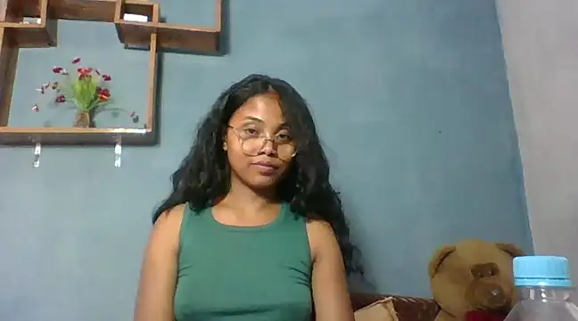 Snapshot of naya86 chatting on 02/18/25, 09:21 naya86 online show from 02/18/25, 09:21