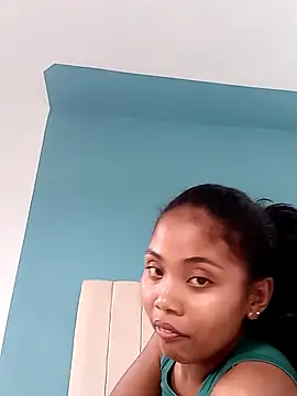 Snapshot of naya86 chatting on 02/18/25, 12:28 naya86 online show from 02/18/25, 12:28