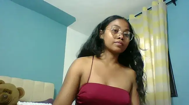 Snapshot of naya86 chatting on 02/28/25, 06:43 naya86 online show from 02/28/25, 06:43