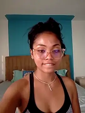 Snapshot of naya86 chatting on 11/03/25, 01:12 naya86 online show from 11/03/25, 01:12