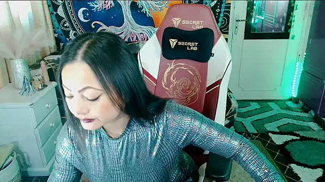 Snapshot of indica_me chatting on 09/27/25, 05:01 indica me online show from 09/27/25, 05:01