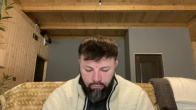 Snapshot of AlphaSparks chatting on 11/14/25, 04:11 AlphaSparks online show from 11/14/25, 04:11