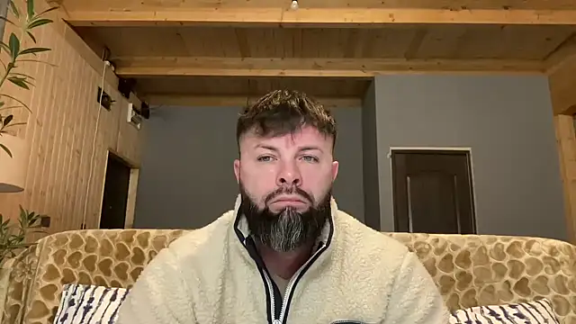 Snapshot of AlphaSparks chatting on 11/26/25, 03:51 AlphaSparks online show from 11/26/25, 03:51