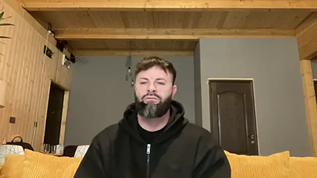 Snapshot of AlphaSparks chatting on 12/01/25, 03:55 AlphaSparks online show from 12/01/25, 03:55