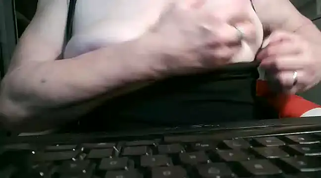 heidi60 online show from 02/14/25, 03:36