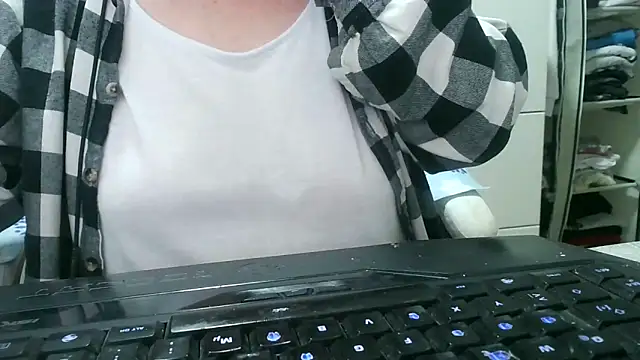 heidi60 online show from 10/10/25, 06:40