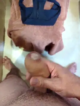 Snapshot of domjoab chatting on 10/09/25, 12:25 domjoab online show from 10/09/25, 12:25