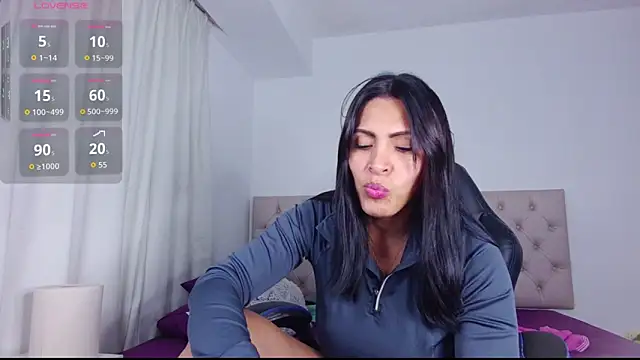 ms freyax online show from 09/13/25, 04:01