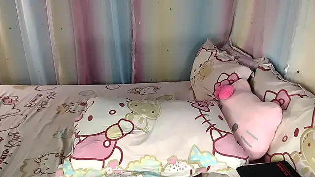 hersheykisses07 online show from 05/26/26, 05:03