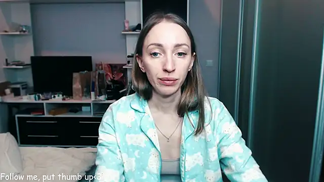 Snapshot of Natalimeowks chatting on 02/08/25, 10:18 Natalimeowks online show from 02/08/25, 10:18