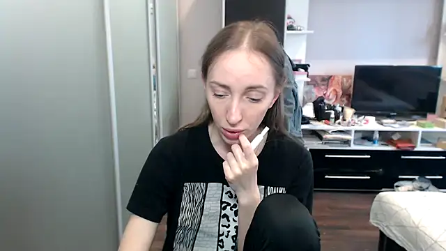 Snapshot of Natalimeowks chatting on 06/12/26, 04:50 Natalimeowks online show from 06/12/26, 04:50