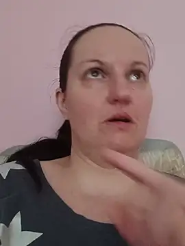 BustyLadyAlma online show from 07/19/26, 06:28