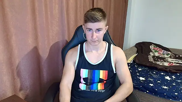 Snapshot of Todhorny9873 chatting on 01/10/25, 04:44 Todhorny9873 online show from 01/10/25, 04:44