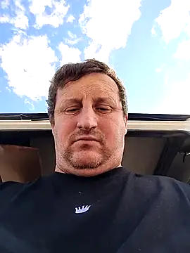 Snapshot of sarpe4 chatting on 10/16/25, 10:38 sarpe4 online show from 10/16/25, 10:38