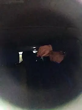 Snapshot of sarpe4 chatting on 11/04/25, 04:44 sarpe4 online show from 11/04/25, 04:44