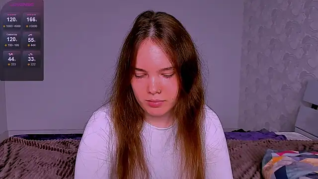 Snapshot of Janie_JJ_Curvie chatting on 05/16/26, 04:31 Janie JJ Curvie online show from 05/16/26, 04:31