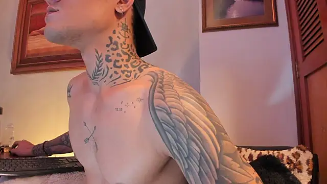 ImDominike online show from 02/25/25, 12:34