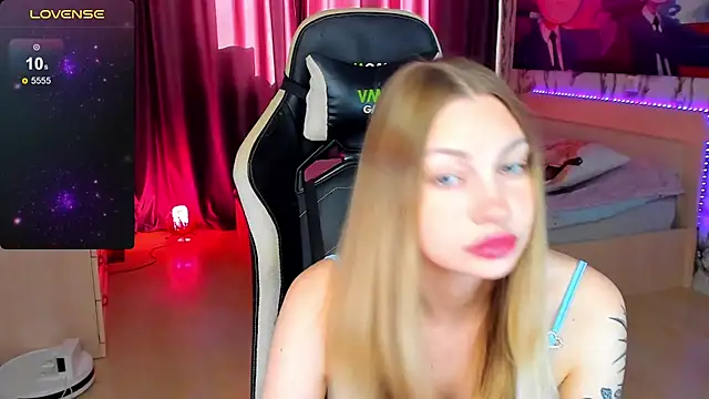 BiMolly online show from 09/11/25, 05:18