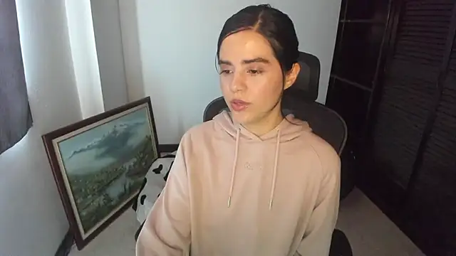 Snapshot of mia_collins_x chatting on 09/13/25, 07:35 mia collins x online show from 09/13/25, 07:35