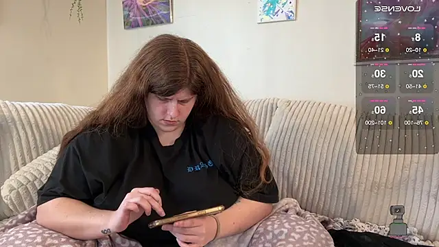 NotUrBabyMoms online show from 01/28/25, 02:10