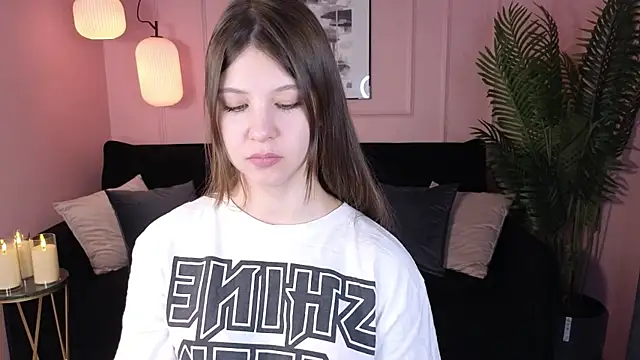 ElizaMild online show from 12/26/24, 04:47