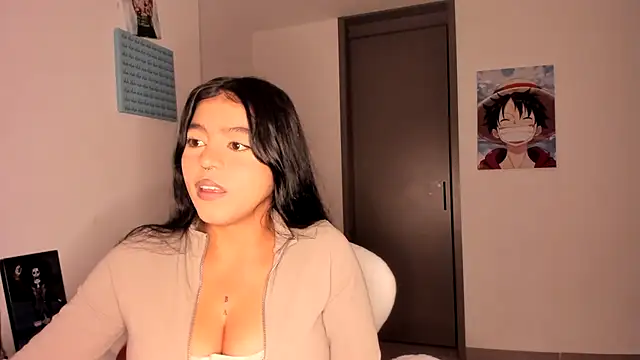 Snapshot of Naiara_sex chatting on 02/13/25, 04:11 Naiara sex online show from 02/13/25, 04:11