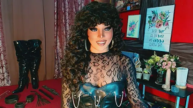 Snapshot of trixxielicious chatting on 11/16/25, 08:53 trixxielicious online show from 11/16/25, 08:53