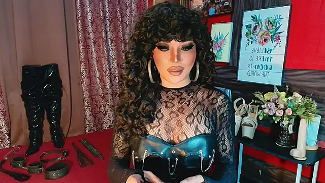 Snapshot of trixxielicious chatting on 11/20/25, 02:06 trixxielicious online show from 11/20/25, 02:06