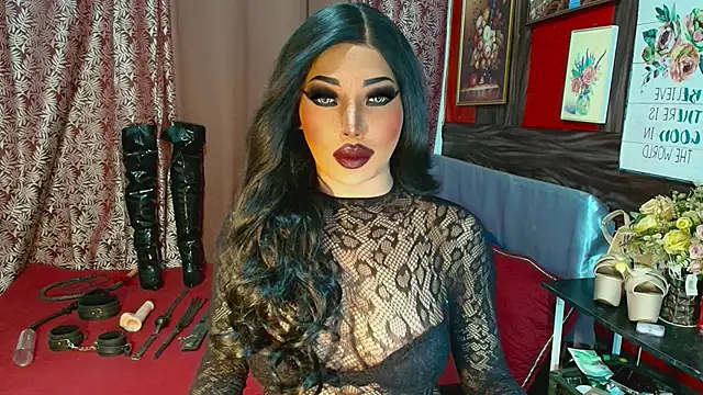 trixxielicious online show from 05/17/26, 04:36